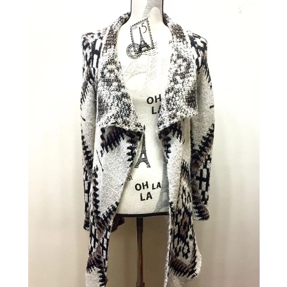 Sun & Shadow Women Sweater Coat Overpiece  Tribal Print Cream Brown XS - Picture 1 of 11